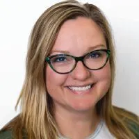 DEBBIE PETRU